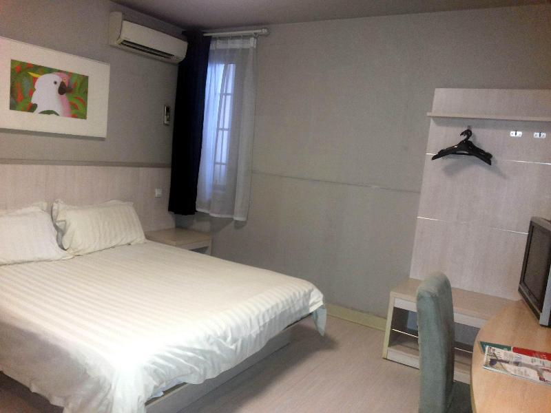 Jinjiang Inn Nachang Minde Road Нанчан Екстериор снимка